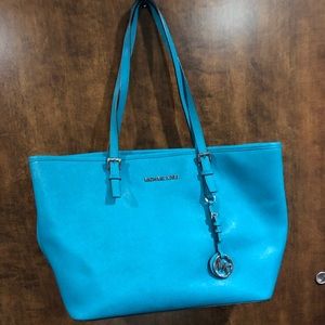 Michael Kors Jet Set Tote